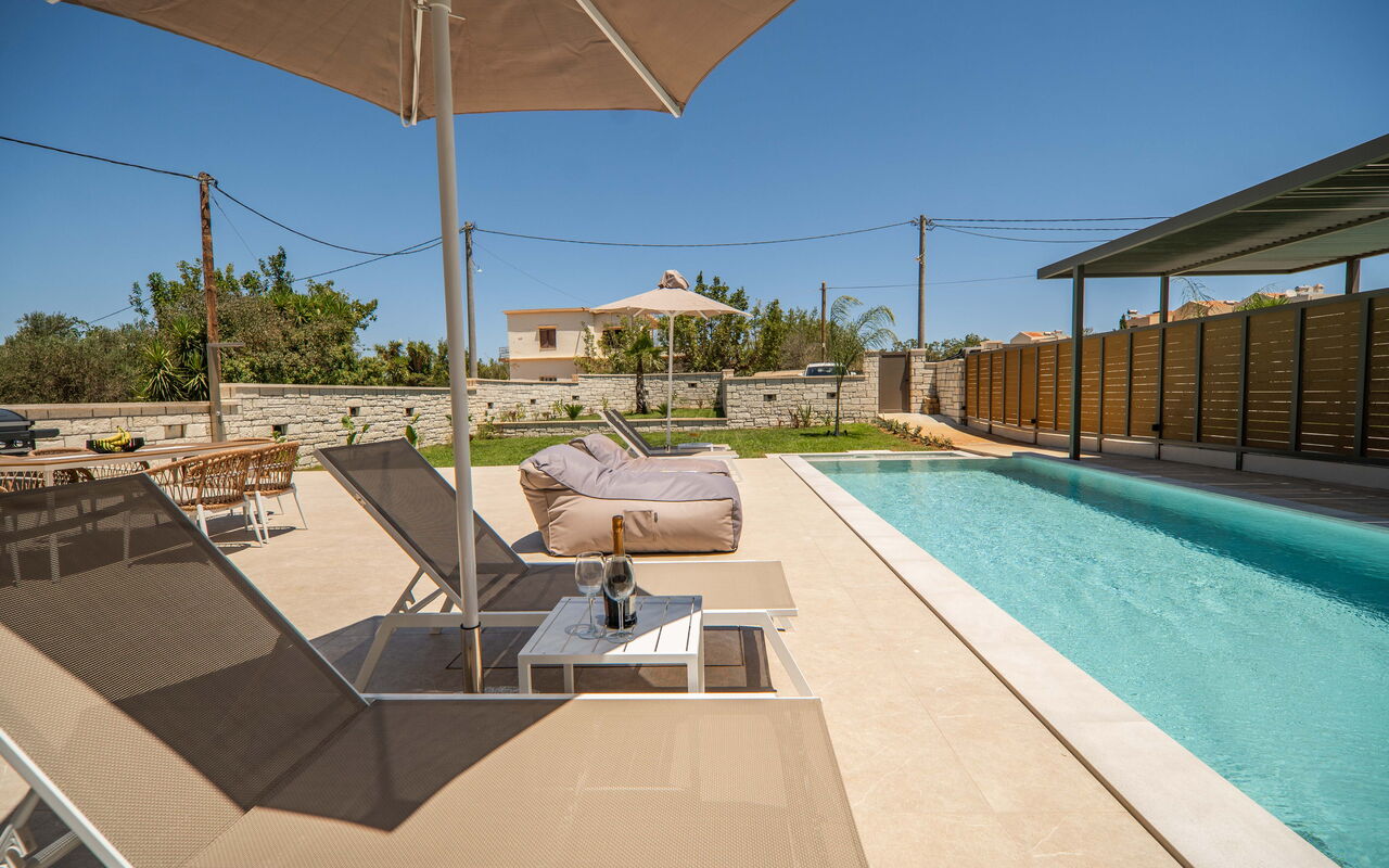 Villa Zen Hera: all'aperto, Esterni, Piscina