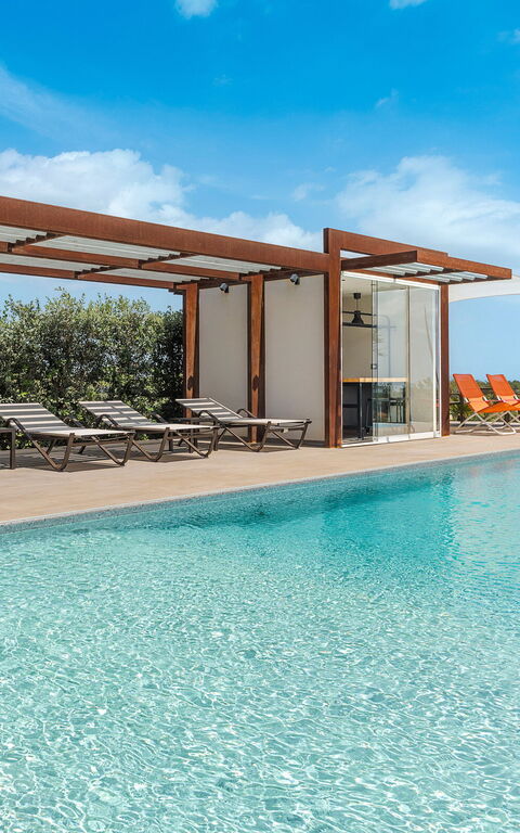 Corte Antigua: all'aperto, Esterni, Piscina