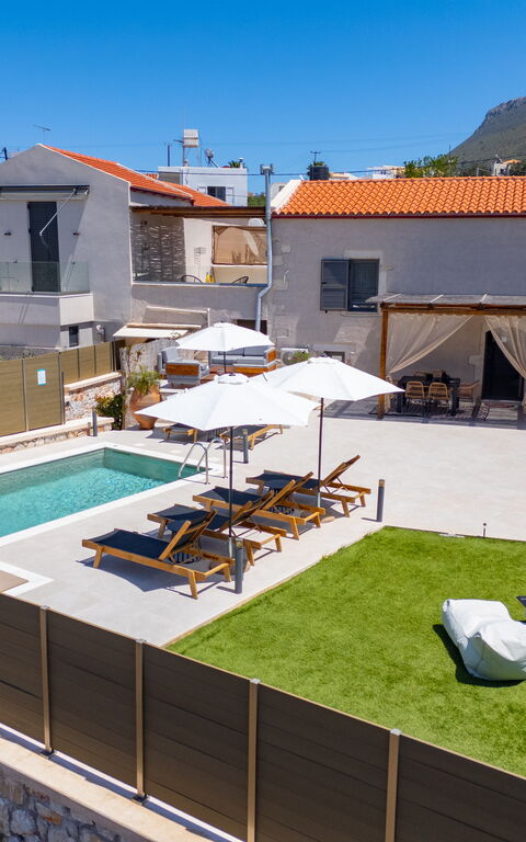 Villa Platon: all'aperto, Esterni, Giardino, Piscina