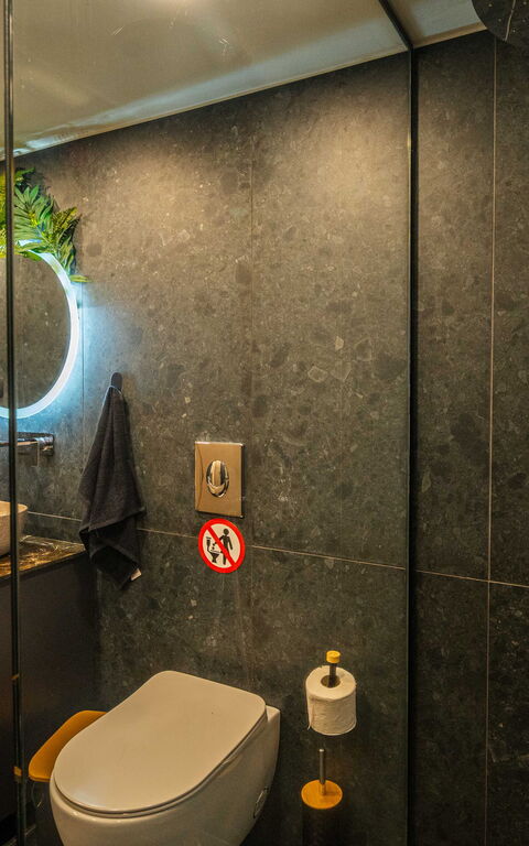 Villa Platon: Bagno