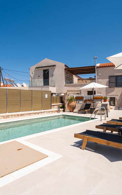 Villa Platon: all'aperto, Esterni, Piscina