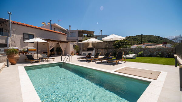 Villa Platon: all'aperto, Esterni, Giardino, Piscina