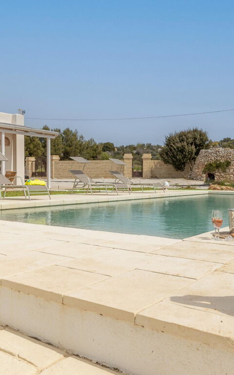 Villa Incantesimo: all'aperto, Esterni, Piscina