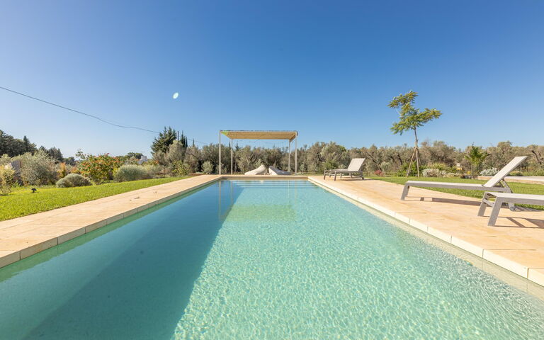 Villa Incantesimo: all'aperto, Esterni, Piscina