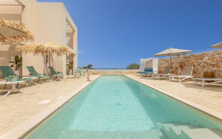 Villa Regina Sul Mare: all'aperto, Esterni, Piscina