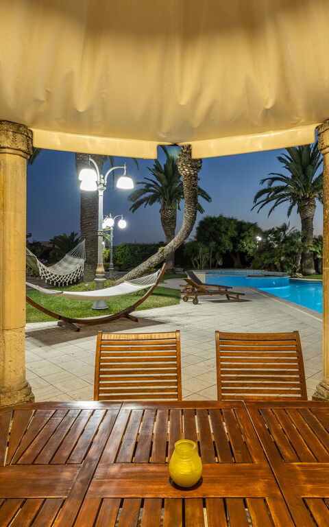 Villa Oasi Di Pace: all'aperto, Balcone / Terrazza / Patio, Esterni, Piscina