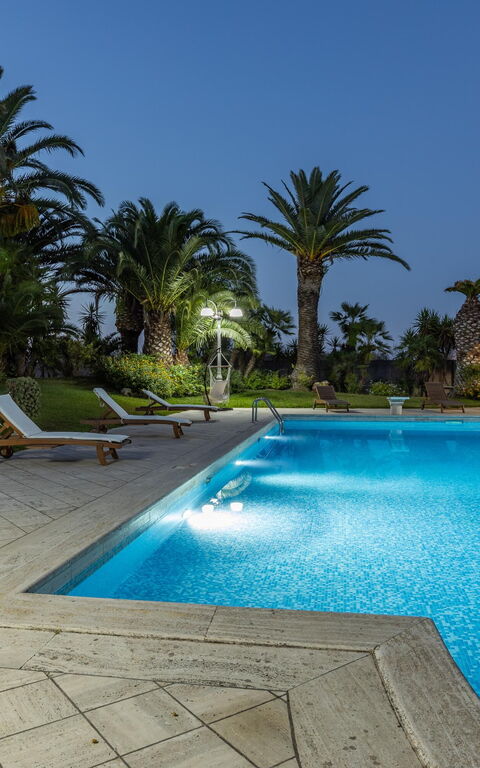 Villa Oasi Di Pace: all'aperto, Esterni, Piscina