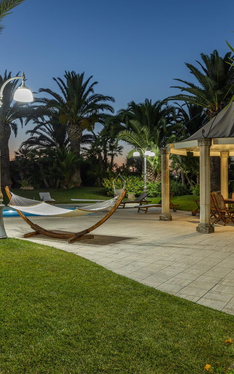 Villa Oasi Di Pace: all'aperto, Esterni, Giardino, Piscina