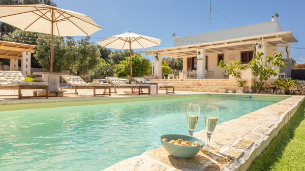 Villa Lampu di Luce: all'aperto, Esterni, Piscina