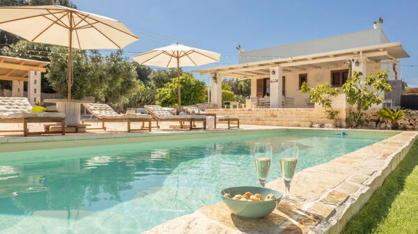 Villa Lampu di Luce: all'aperto, Piscina