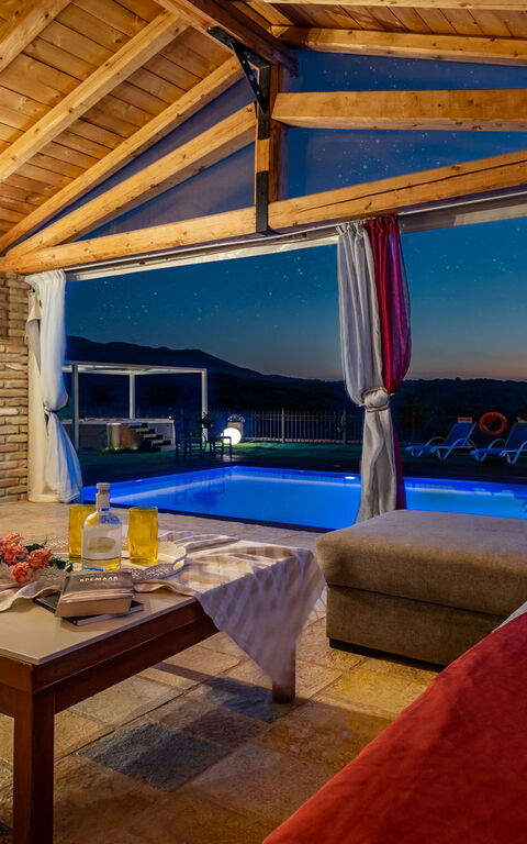 Villa Irida: Balcone / Terrazza / Patio, Piscina