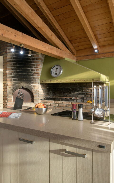 Villa Irida: Cucina, Sala da pranzo, Soggiorno