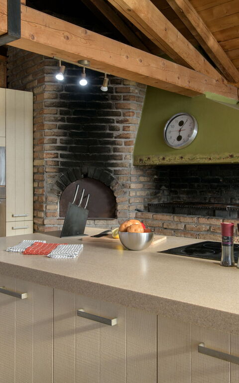 Villa Irida: Cucina, Sala da pranzo, Soggiorno