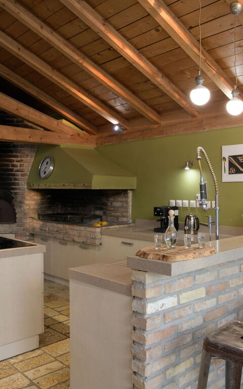 Villa Irida: Cucina, Sala da pranzo, Soggiorno