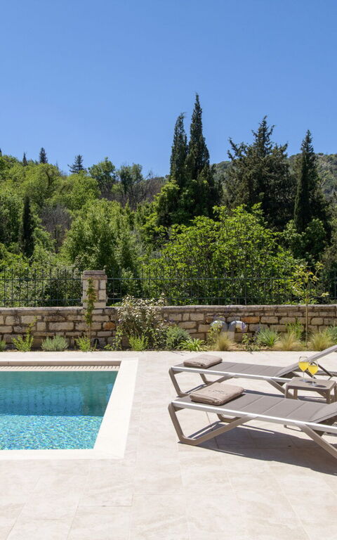 Villa Eleas Ikos: all'aperto, Esterni, Piscina