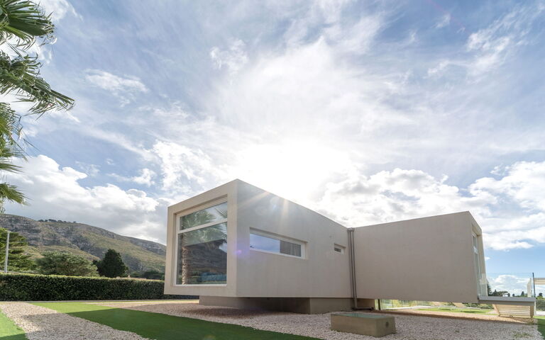 Villa Pizzolungo: all'aperto, Esterni