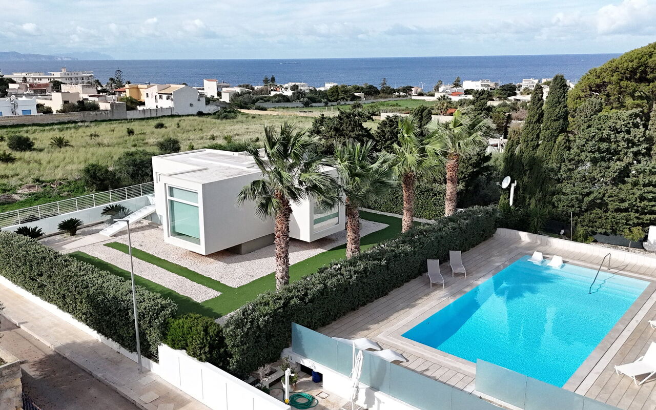 Villa Pizzolungo: all'aperto, Piscina, Vista Panoramica