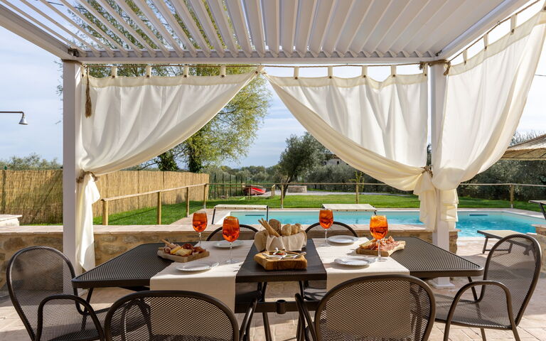 Villa Anna: all'aperto, Balcone / Terrazza / Patio, Giardino, Piscina