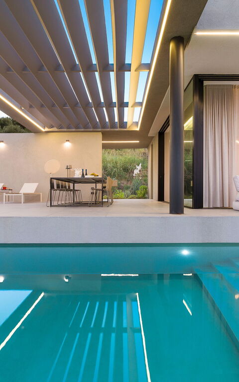 Villa Calypso: all'aperto, Esterni, Piscina