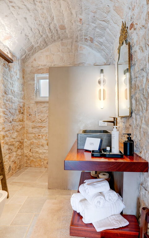 Trulli di Luccio: Bagno