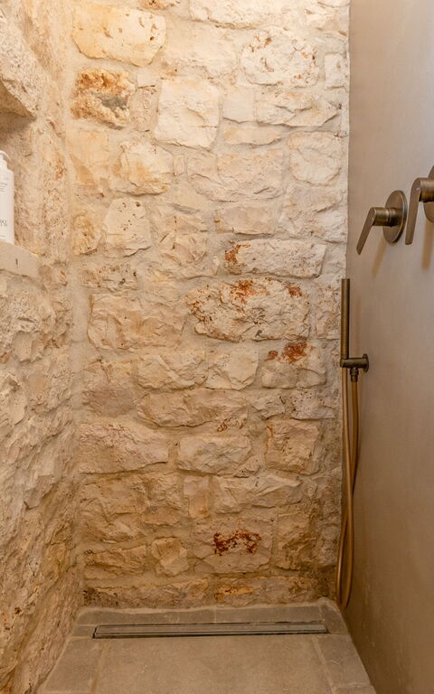 Trulli di Luccio: Bagno