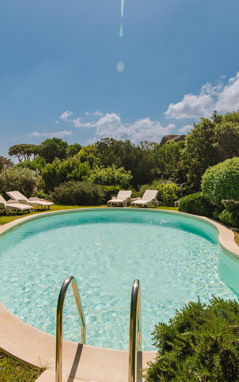 Villa Cala Serena: all'aperto, Esterni