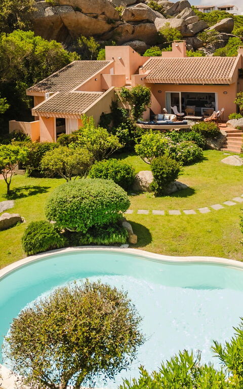 Villa Cala Serena: all'aperto, Esterni