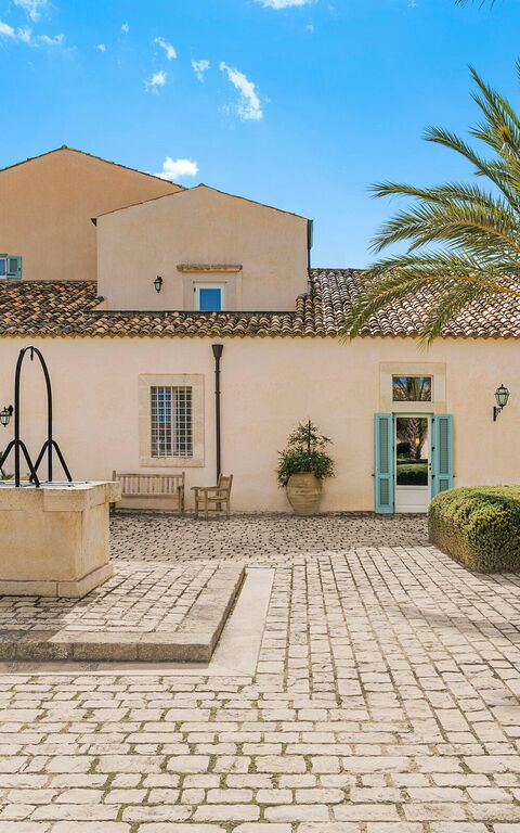 Domus Olivae: all'aperto, Balcone / Terrazza / Patio, Esterni