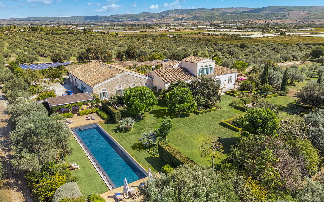 Domus Olivae: all'aperto, Esterni, Giardino, Piscina, Vista Panoramica