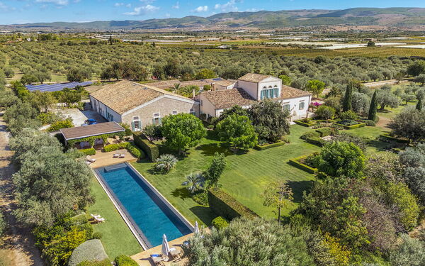 Domus Olivae: all'aperto, Esterni, Giardino, Piscina, Vista Panoramica