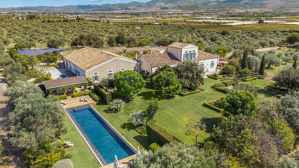 Domus Olivae: all'aperto, Esterni, Giardino, Piscina, Vista Panoramica