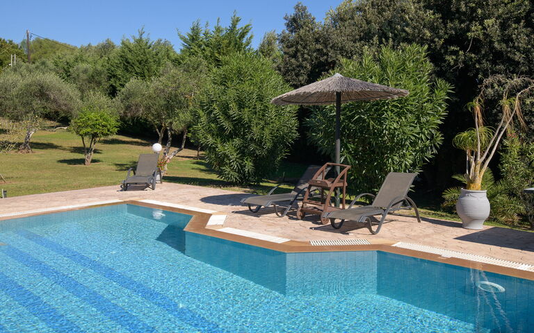 Villa Melitti: all'aperto, Esterni, Giardino, Piscina