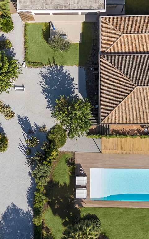 Muna Retreat: Piscina, Vista Panoramica