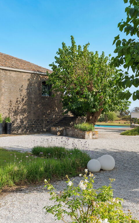 Muna Retreat: all'aperto, Esterni