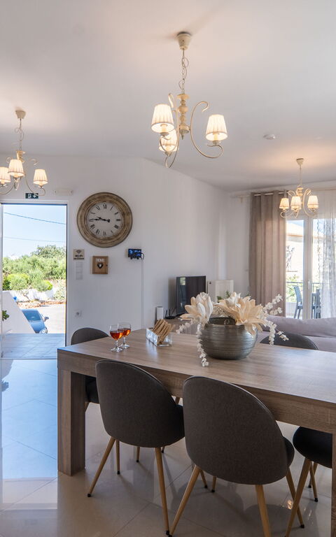 Magnolia: Sala da pranzo, Soggiorno