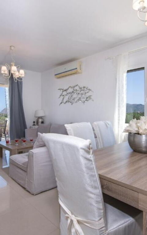 Magnolia: Sala da pranzo, Soggiorno