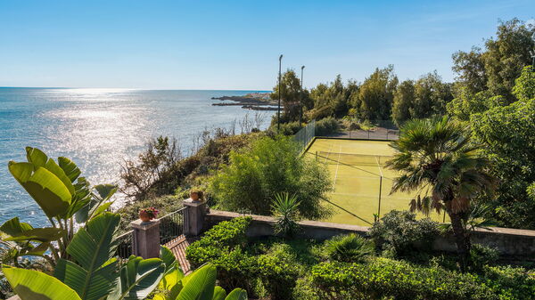 Villa Continella: all'aperto, Esterni, Vista Panoramica