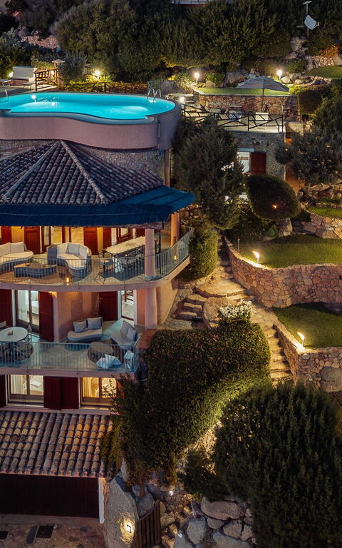 Villa Atlantide: Giardino, Piscina, Vista Panoramica