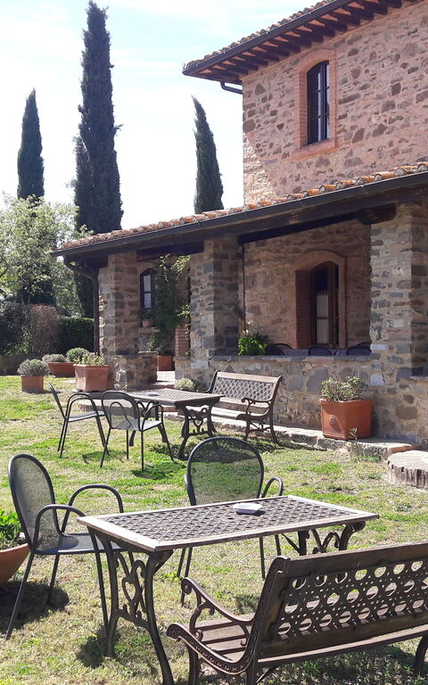 Podere Peteglia: all'aperto, Balcone / Terrazza / Patio, Esterni, Giardino