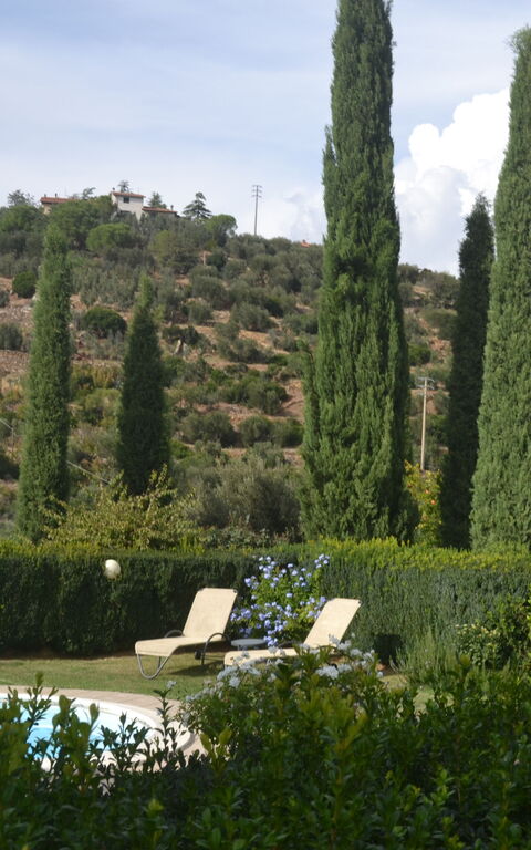 Podere Peteglia: all'aperto, Esterni, Giardino, Piscina, Vista Panoramica