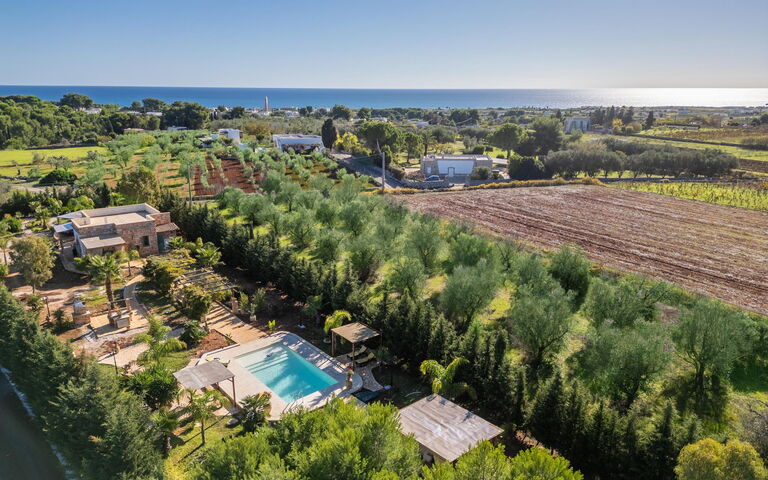 Villa Renedda: Piscina, Vista Panoramica