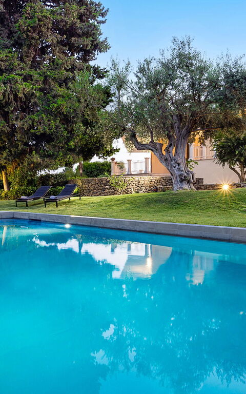 Villa Profumo D'Oriente: all'aperto, Esterni, Giardino, Piscina