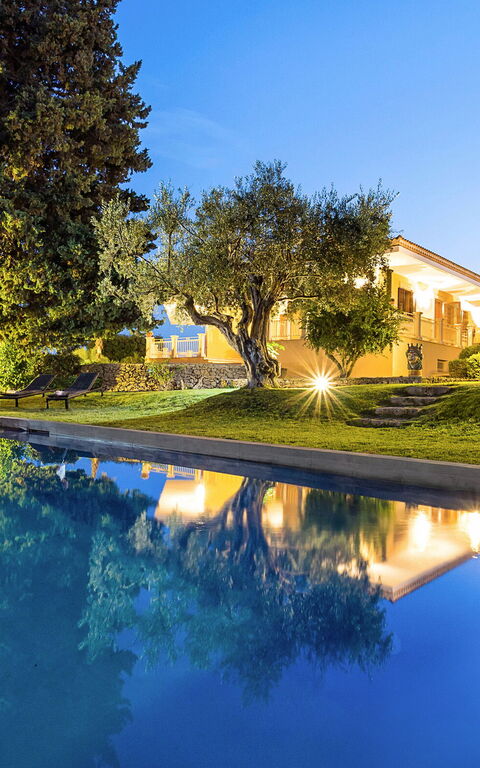 Villa Profumo D'Oriente: all'aperto, Esterni, Giardino, Piscina