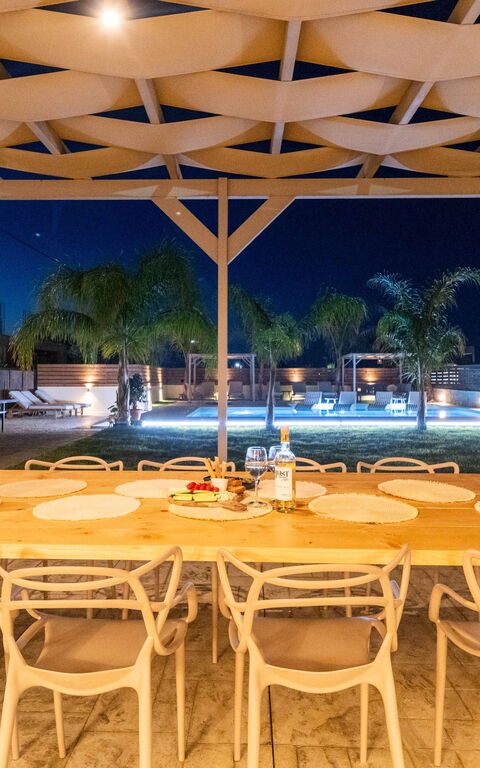 Villa Olympia: all'aperto, Balcone / Terrazza / Patio, Esterni, Piscina
