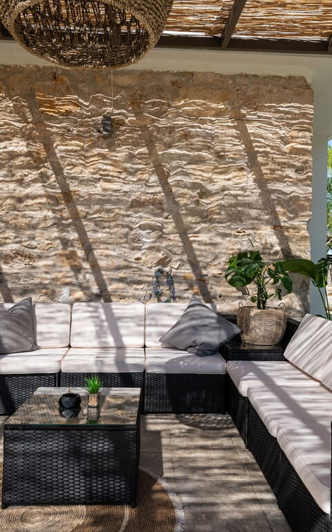 Villa Olympia: all'aperto, Balcone / Terrazza / Patio, Esterni