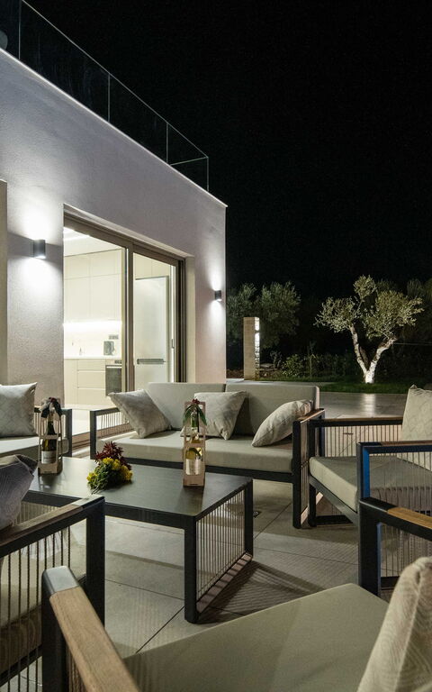 Villa Vasilissa: all'aperto, Esterni, Piscina