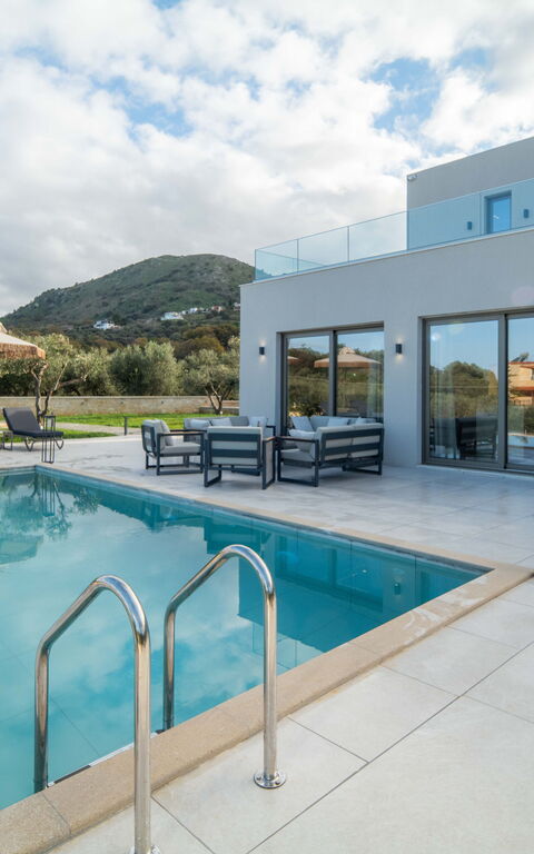 Villa Vasilissa: all'aperto, Esterni, Piscina