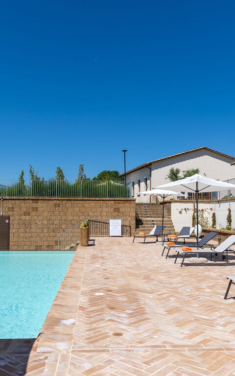 Tenuta Poggio Guiano: all'aperto, Esterni, Piscina