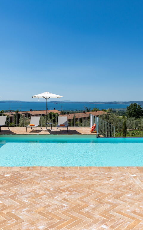 Tenuta Poggio Guiano: all'aperto, Esterni, Piscina, Vista Panoramica