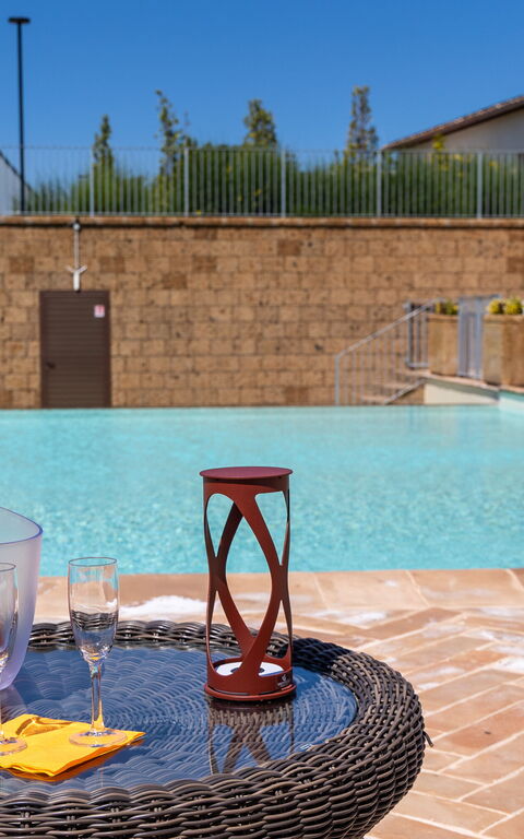 Tenuta Poggio Guiano: all'aperto, Esterni, Piscina